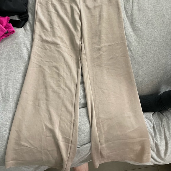 H&M Pants - Picture 2 of 4